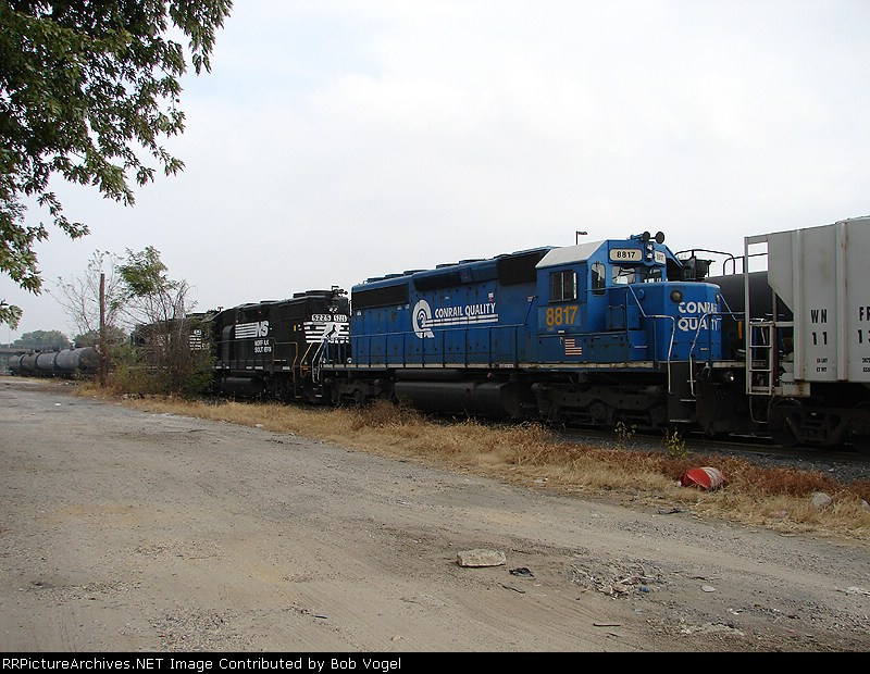 CSX 8817 &amp; NS 5225
